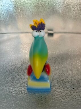 Vintage Fun Enesco Muzeum “Nose” Eyeglasses Holder